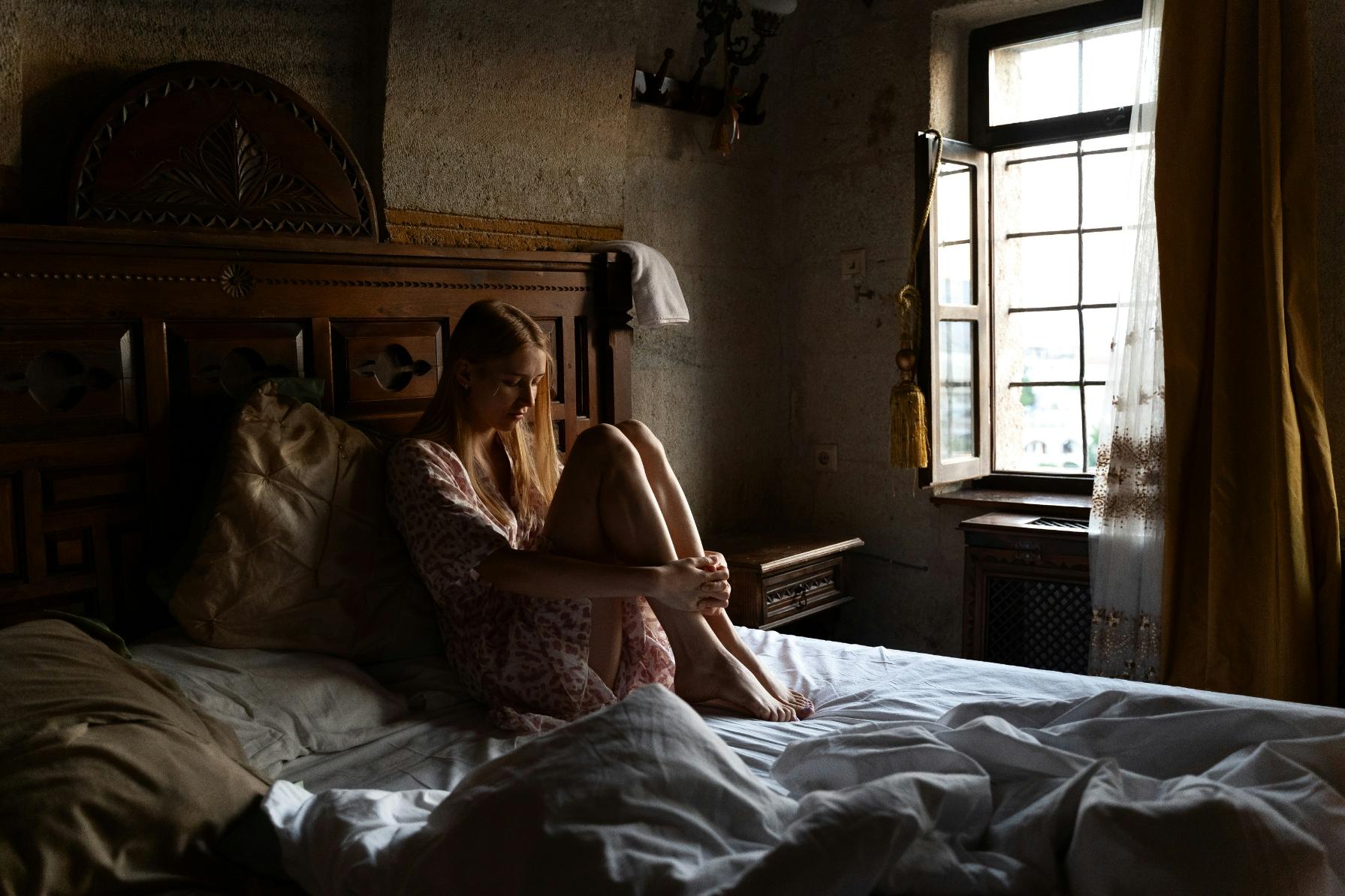 Związki hormonalne a rytm oddawania moczu w drugiej fazie cyklu